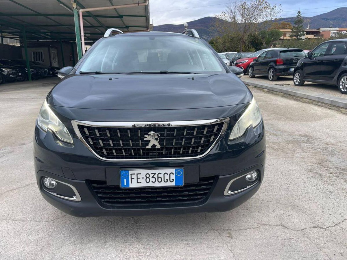 Peugeot 2008 VTi 82CV Active (2)