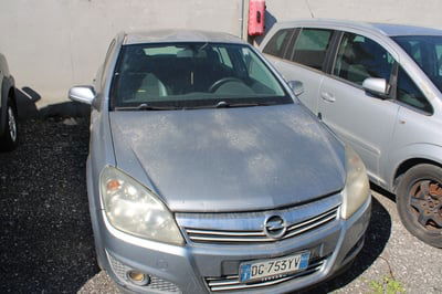 Opel Astra 1.7 CDTI 101CV 5 porte Cosmo usata