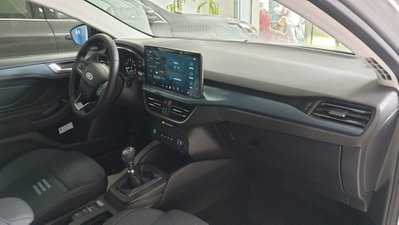Ford Focus 1.0 EcoBoost Hybrid 125 CV Powershift 5p. Active X (9)