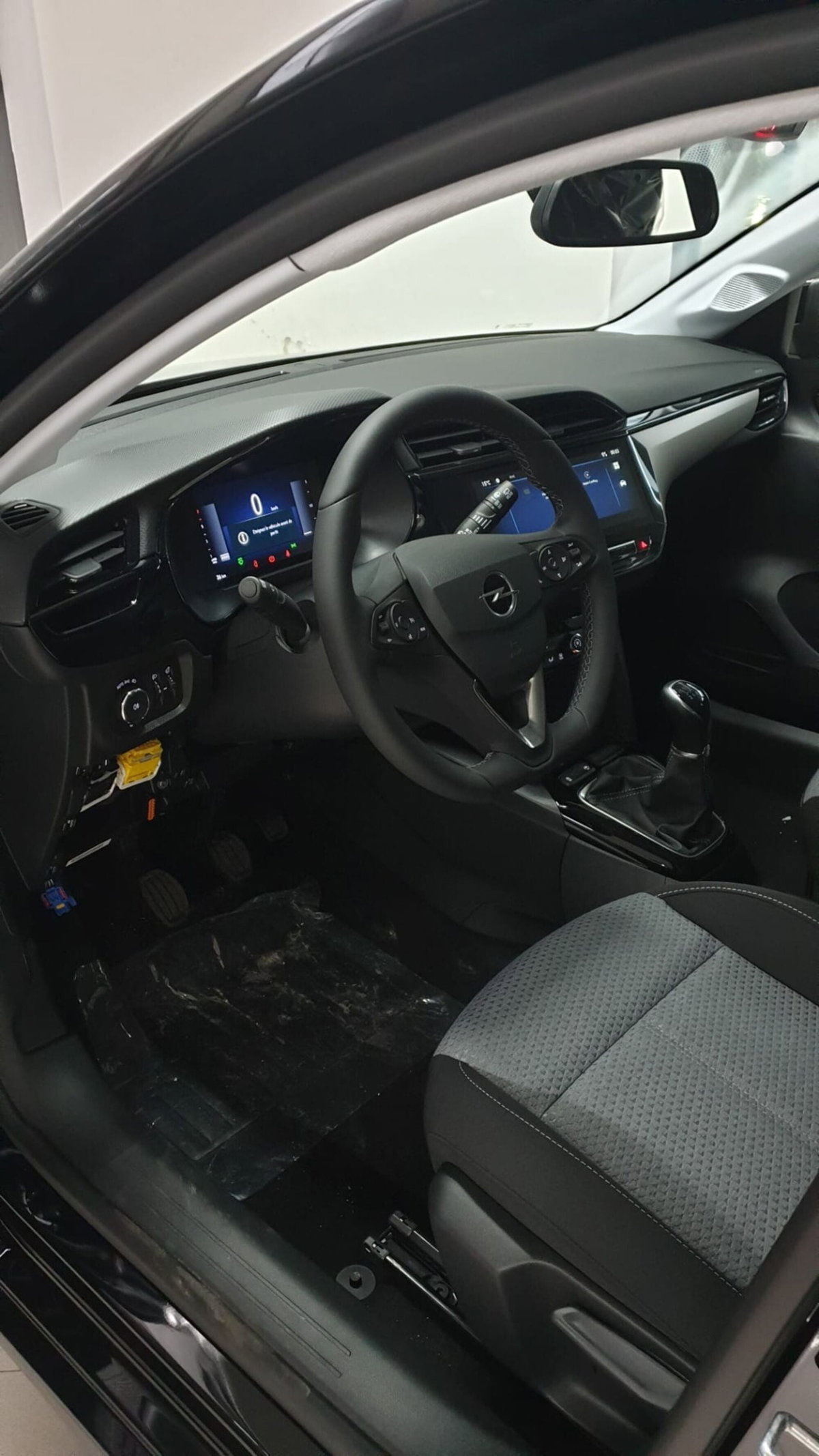 Opel Corsa 1.2 (10)