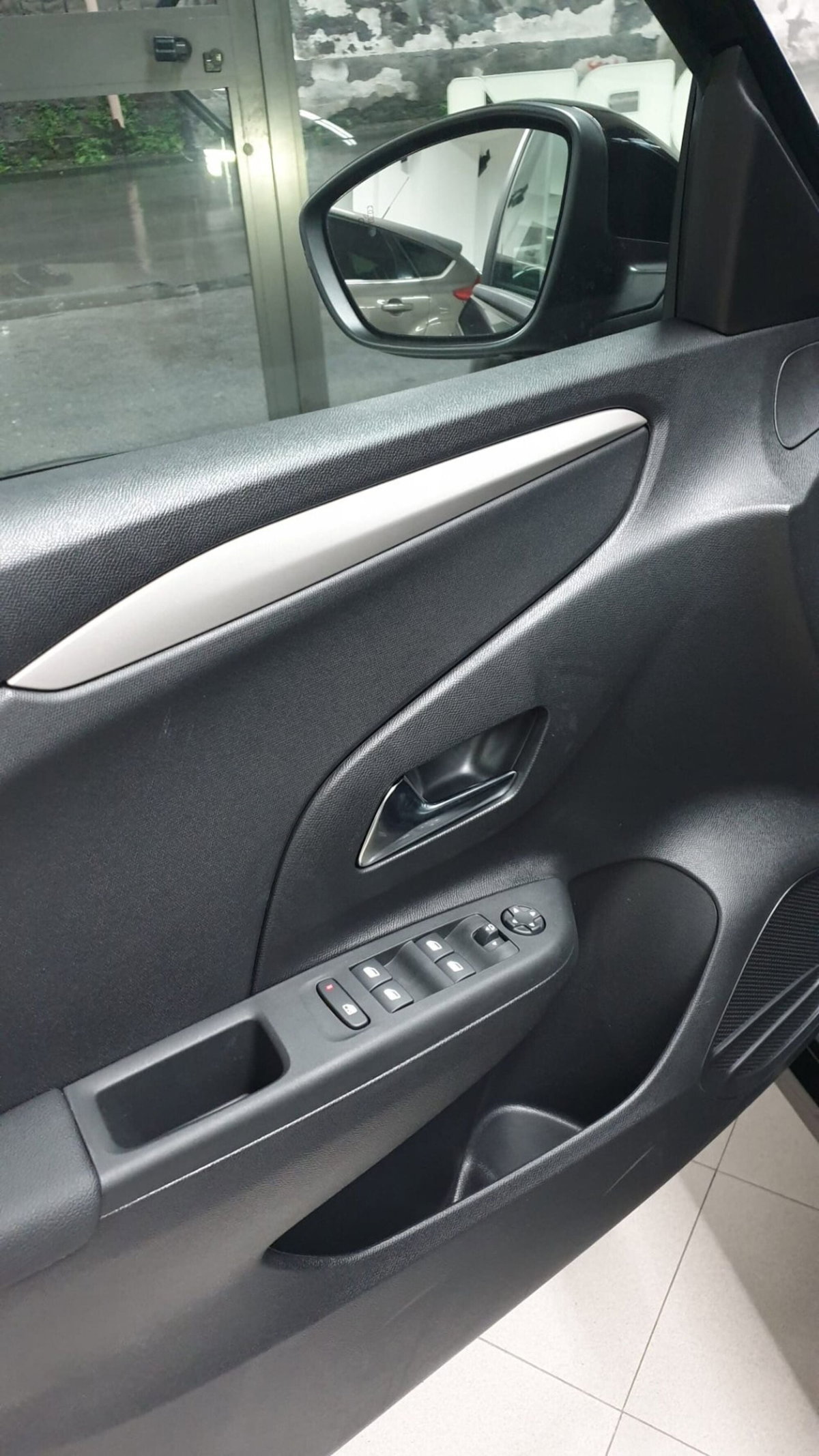 Opel Corsa 1.2 (14)
