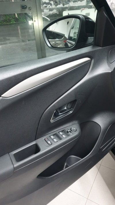 Opel Corsa 1.2 (14)