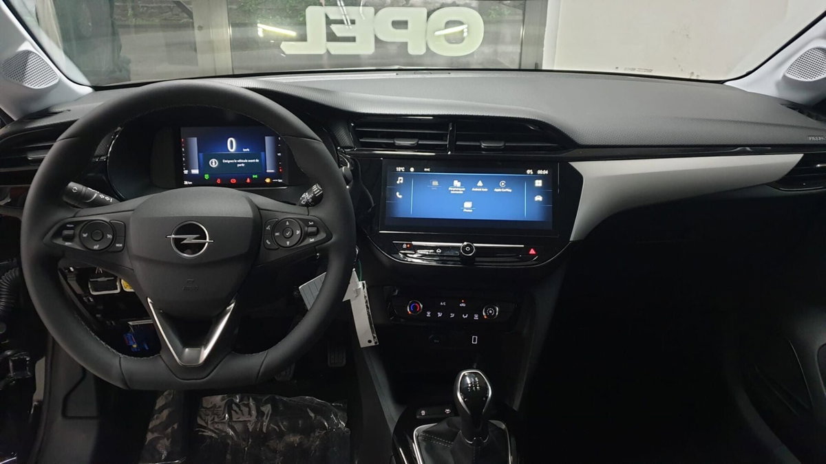 Opel Corsa 1.2 (7)