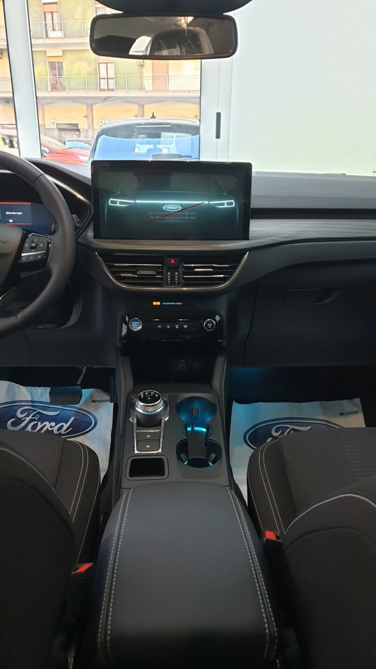 Ford Kuga 2.5 Full Hybrid 190 CV CVT 2WD ST-Line Design (14)