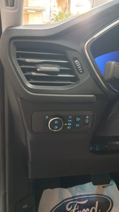 Ford Kuga 2.5 Full Hybrid 190 CV CVT 2WD ST-Line Design (16)