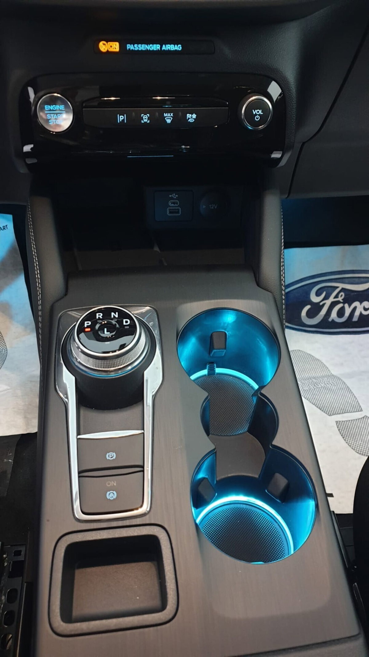Ford Kuga 2.5 Full Hybrid 190 CV CVT 2WD ST-Line Design (18)