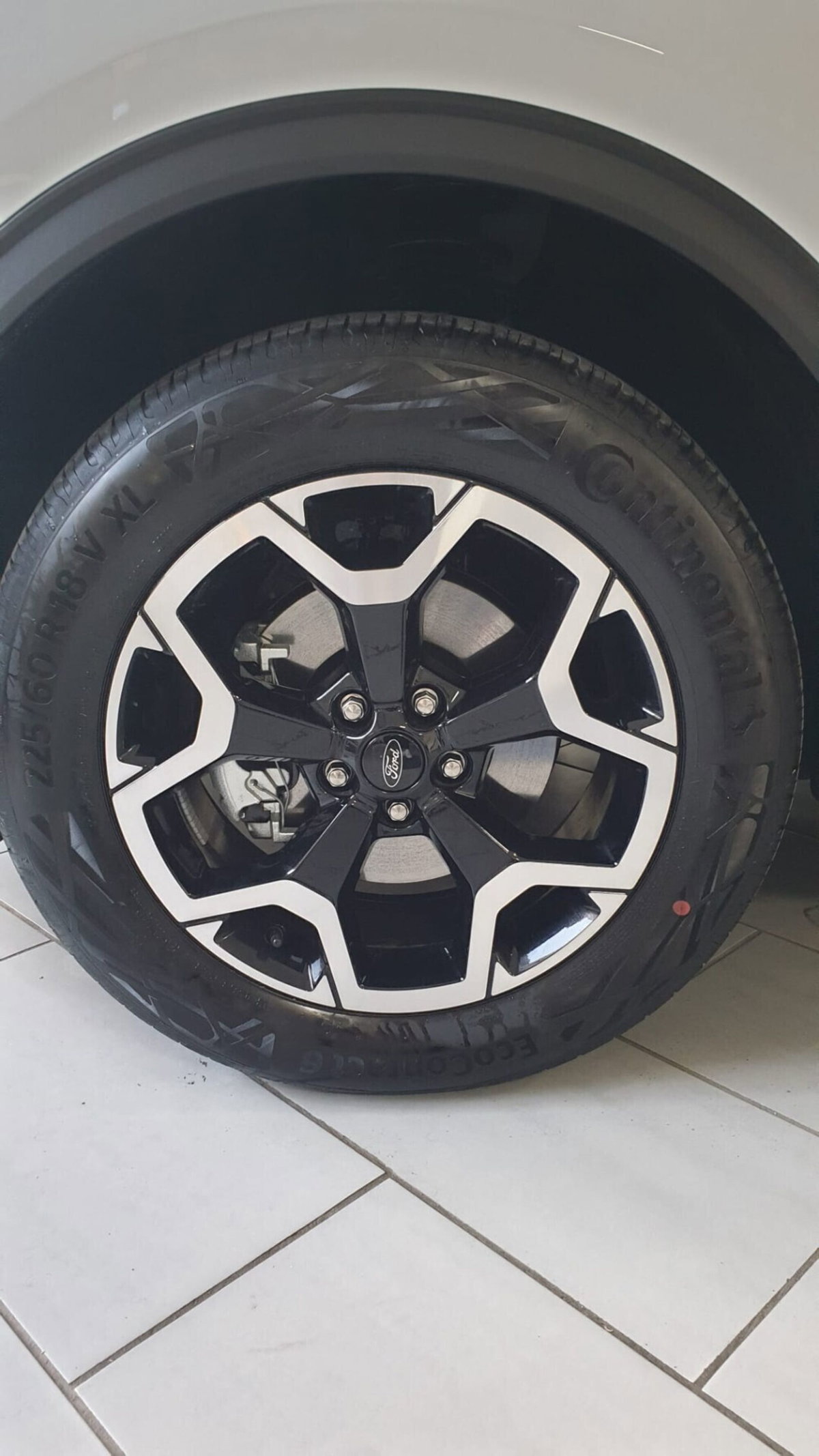 Ford Kuga 2.5 Full Hybrid 190 CV CVT 2WD ST-Line Design (19)