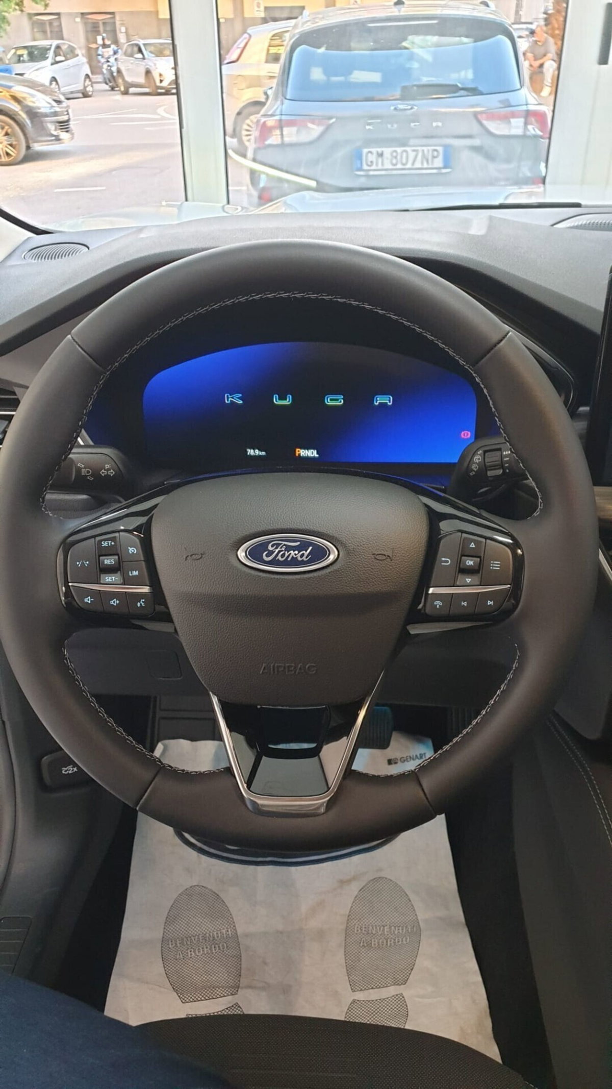 Ford Kuga 2.5 Full Hybrid 190 CV CVT 2WD ST-Line Design (9)