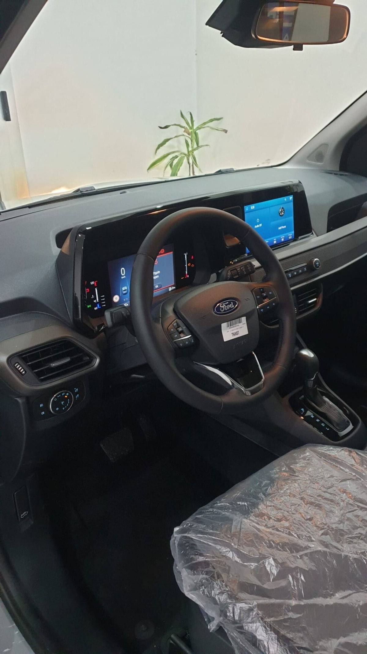 Ford Tourneo Courier 1.0 EcoBoost 100 CV Titanium (13)