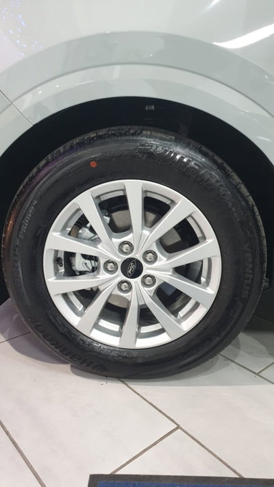 Ford Tourneo Courier 1.0 EcoBoost 100 CV Titanium (16)