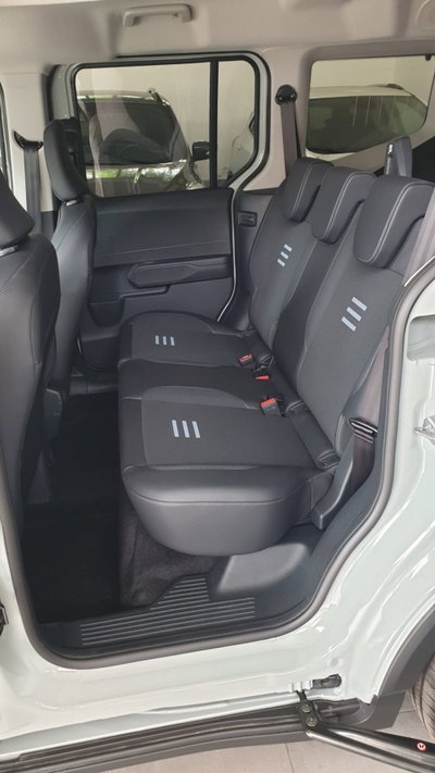 Ford Tourneo Courier 1.0 EcoBoost 100 CV Plus (13)
