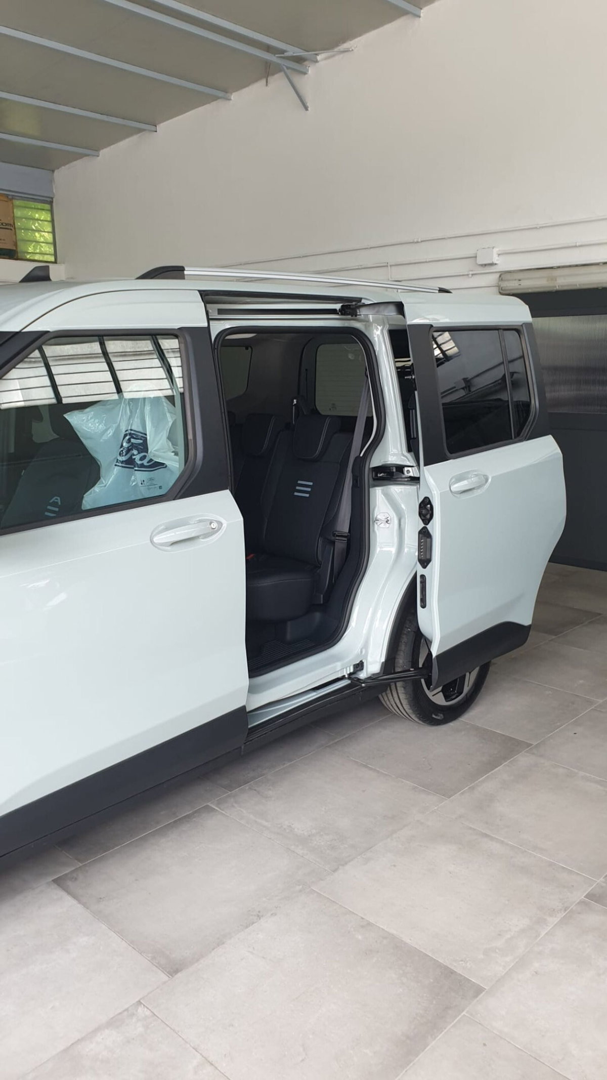 Ford Tourneo Courier 1.0 EcoBoost 100 CV Plus (16)