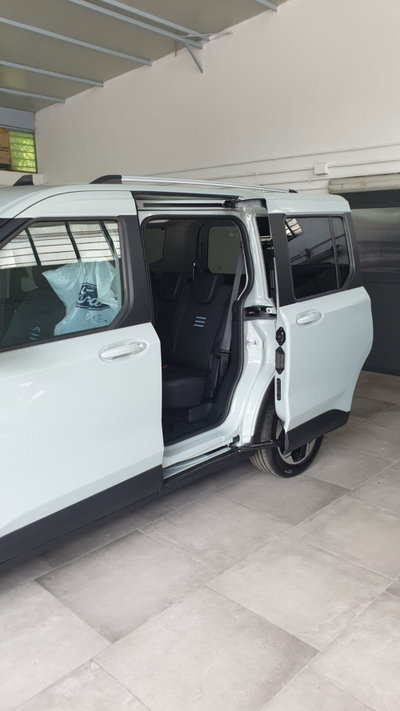 Ford Tourneo Courier 1.0 EcoBoost 100 CV Plus (16)