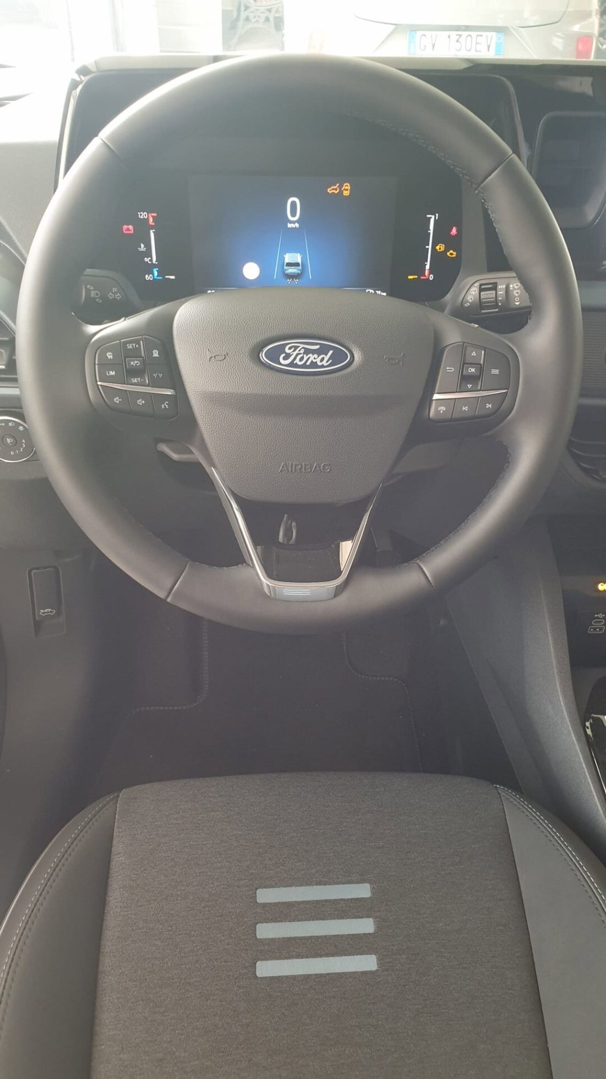Ford Tourneo Courier 1.0 EcoBoost 100 CV Plus (7)