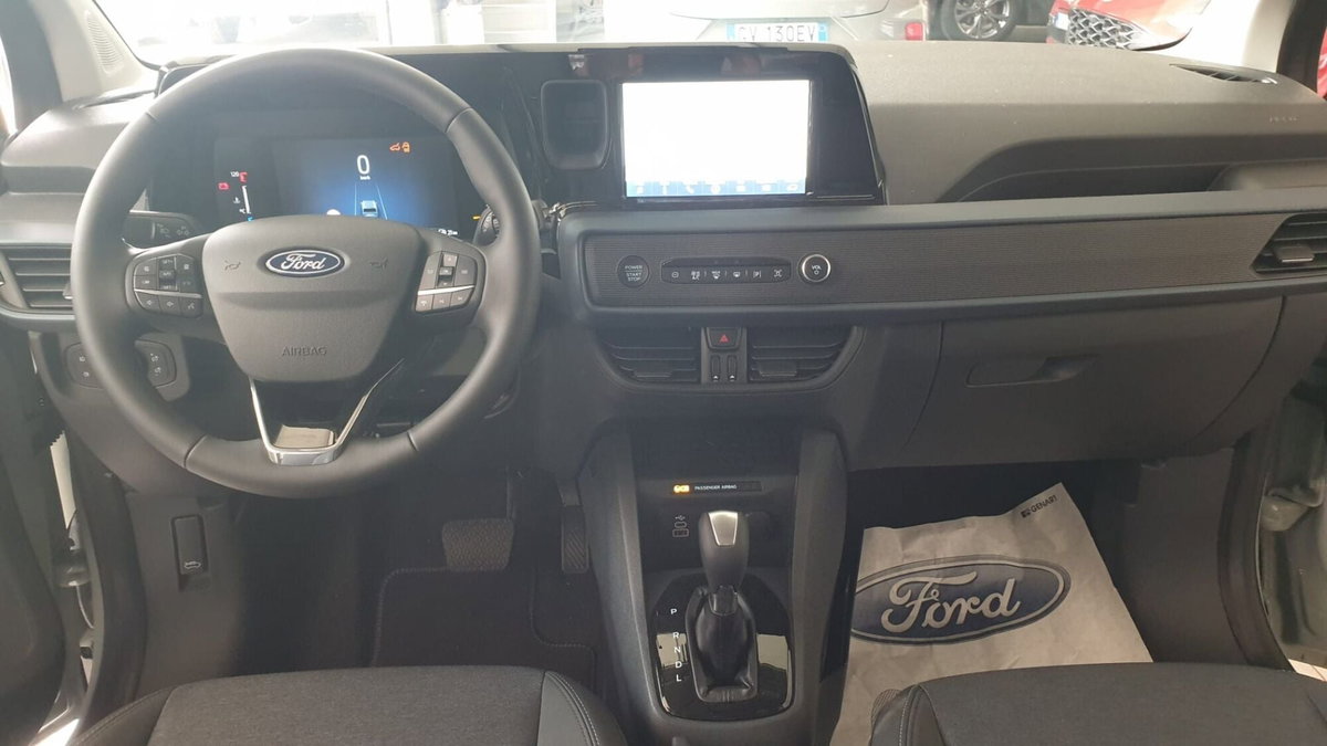 Ford Tourneo Courier 1.0 EcoBoost 100 CV Plus (9)