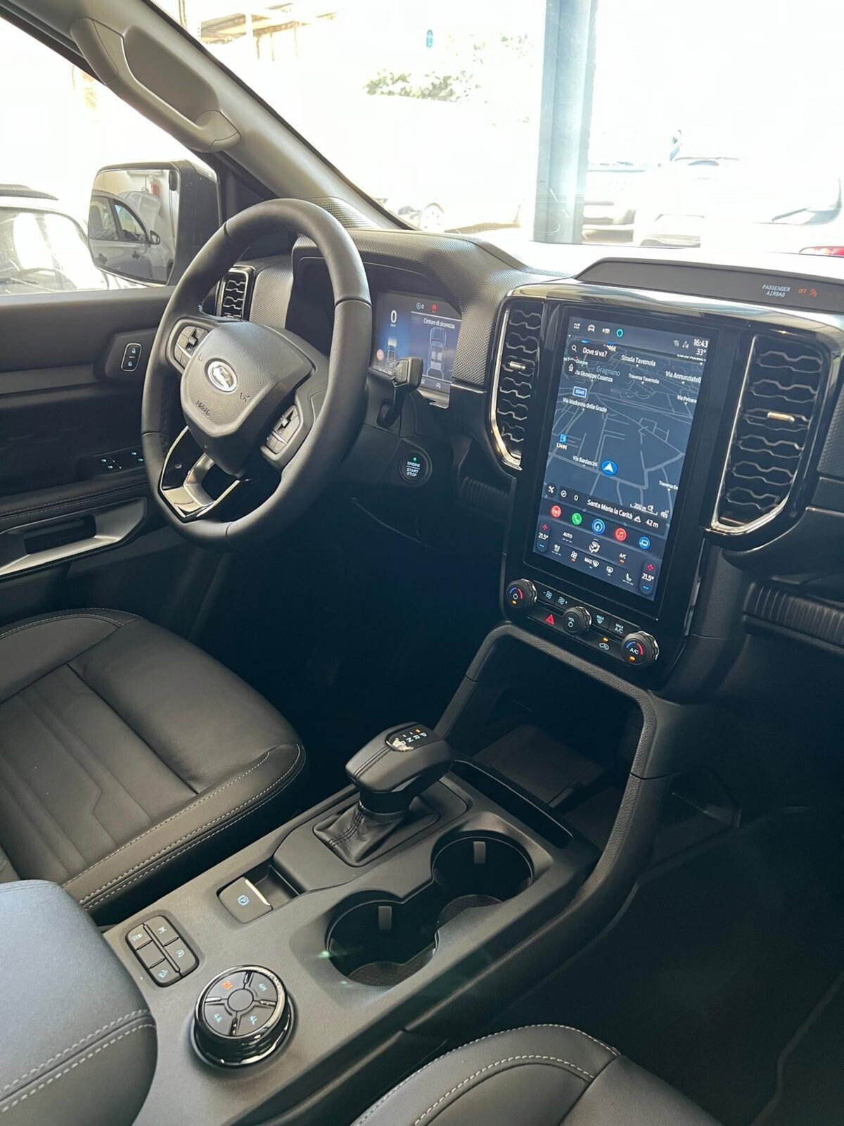 Ford Ranger Pick-up 2.0 ecoblue doppia cabina Limited awd 205cv auto (13)