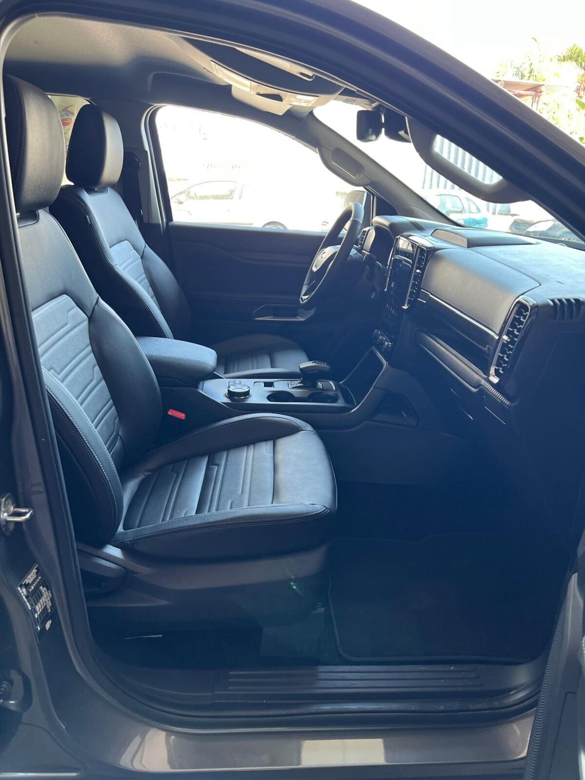 Ford Ranger Pick-up 2.0 ecoblue doppia cabina Limited awd 205cv auto (15)