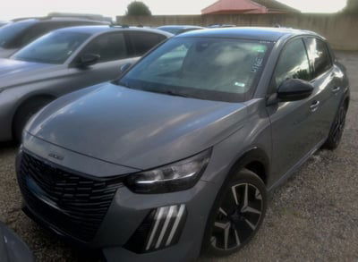 Peugeot 208 motore elettrico 136 CV 5 porte GT usata