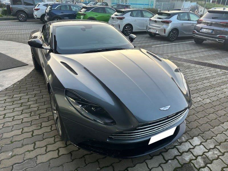 Aston Martin DB11 DB11 V8 Coupé