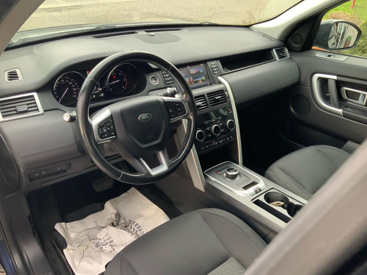 Land Rover Discovery Sport 2.0 TD4 150 CV SE (10)