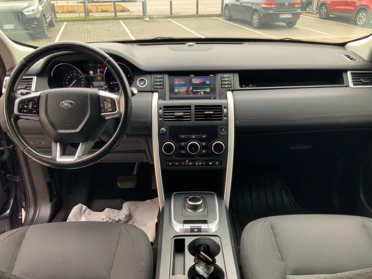 Land Rover Discovery Sport 2.0 TD4 150 CV SE (19)