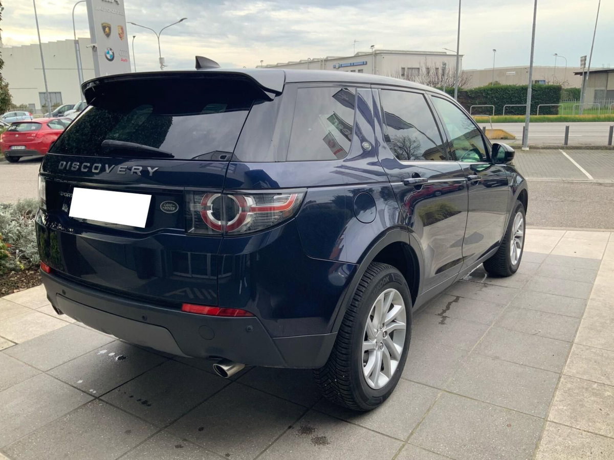 Land Rover Discovery Sport 2.0 TD4 150 CV SE (5)