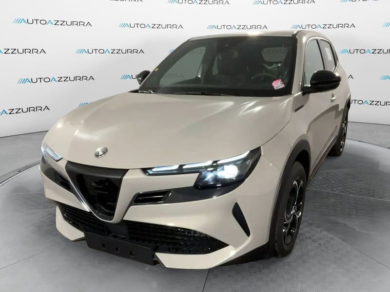 Alfa Romeo Junior 1.2 ibrida Speciale 145cv edct6