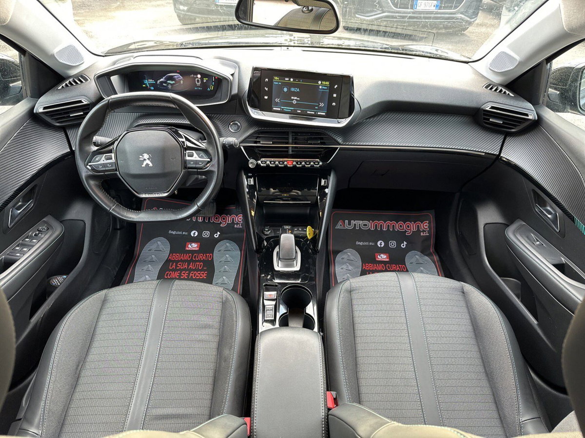 Peugeot 208 50 kWh Allure (14)