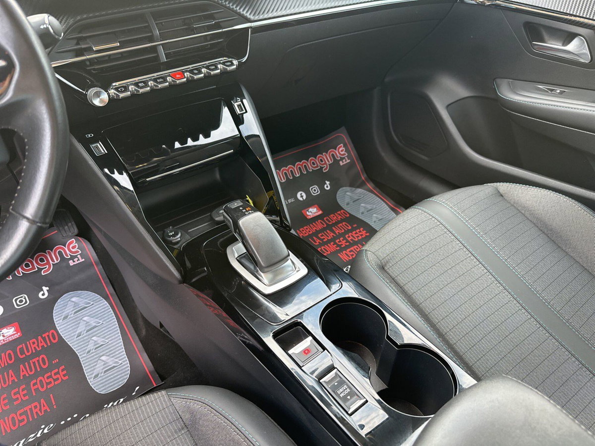 Peugeot 208 50 kWh Allure (16)