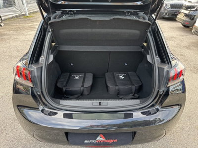 Peugeot 208 50 kWh Allure (9)