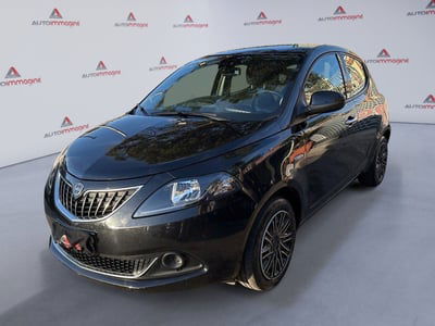 Lancia Ypsilon 1.0 FireFly 5 porte S&S Hybrid Gold Plus usata