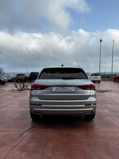 Audi Q3 2.0 TDI 150 CV (2)