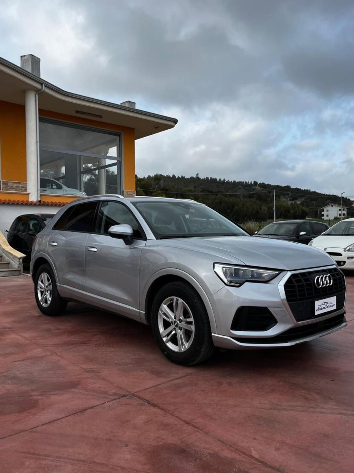Audi Q3 2.0 TDI 150 CV (4)