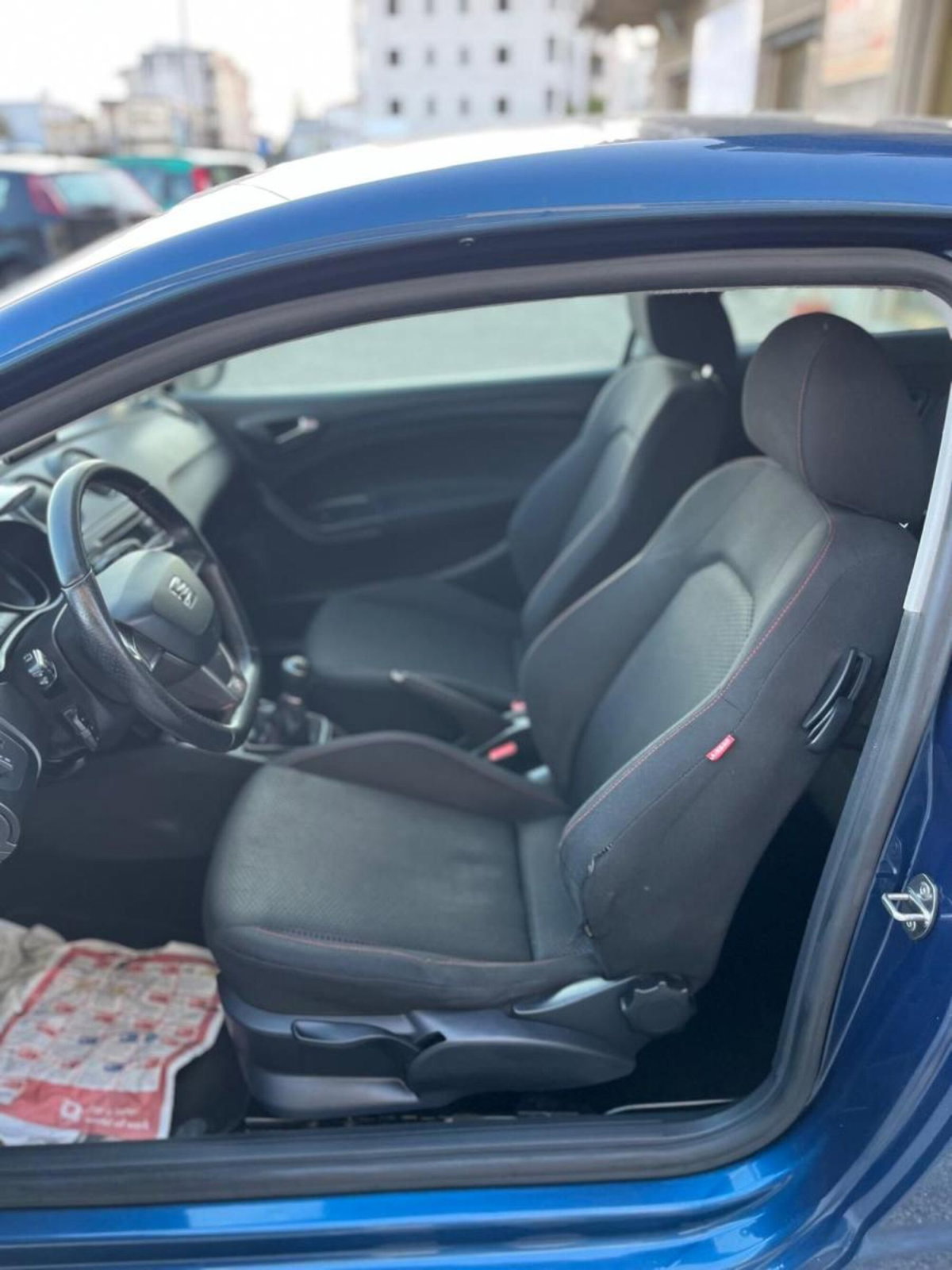 SEAT Ibiza SC 2.0 TDI CR DPF 3 porte FR (5)