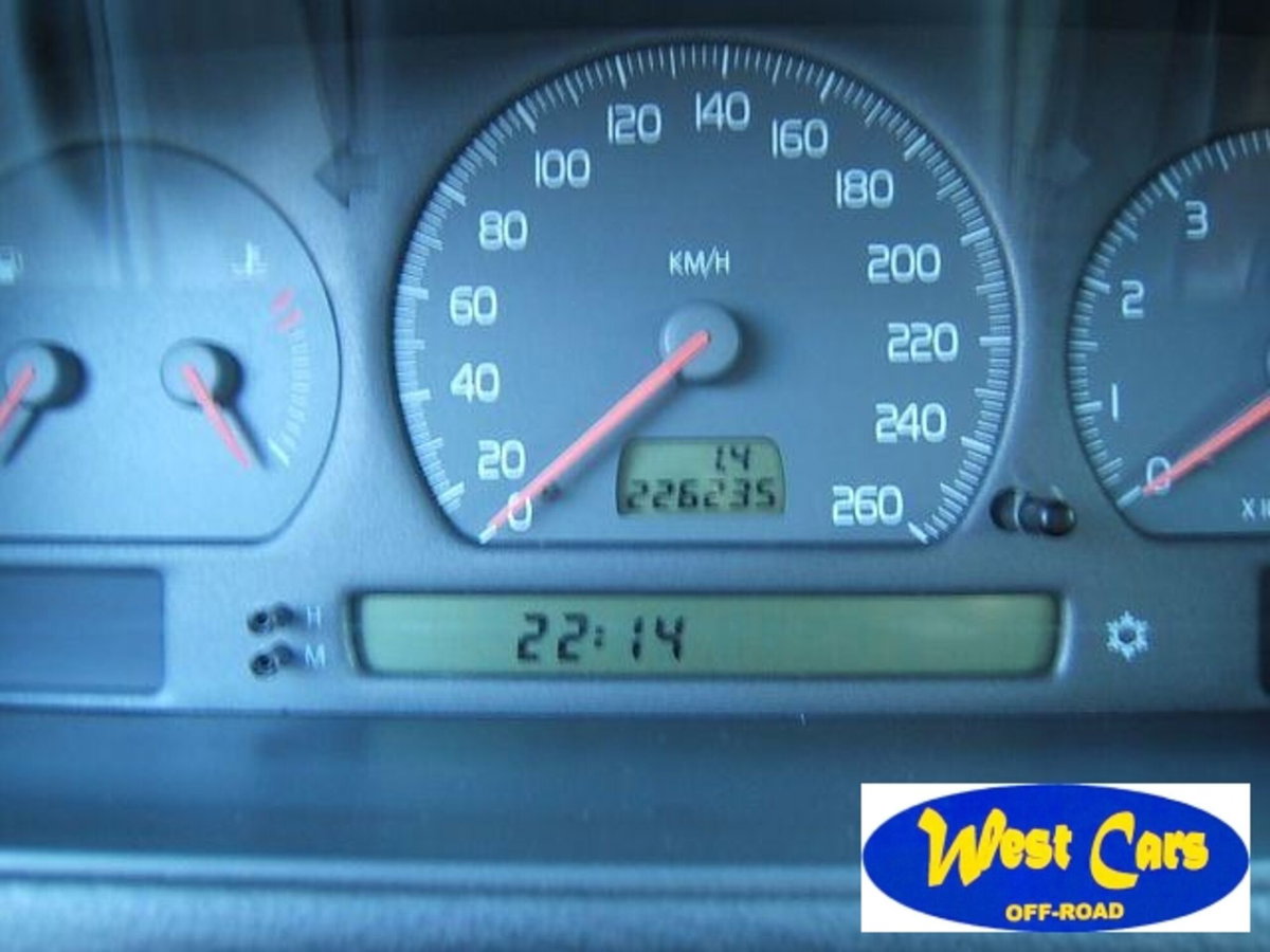 Volvo V70 2.0i turbo 20V cat T-5 AWD (14)