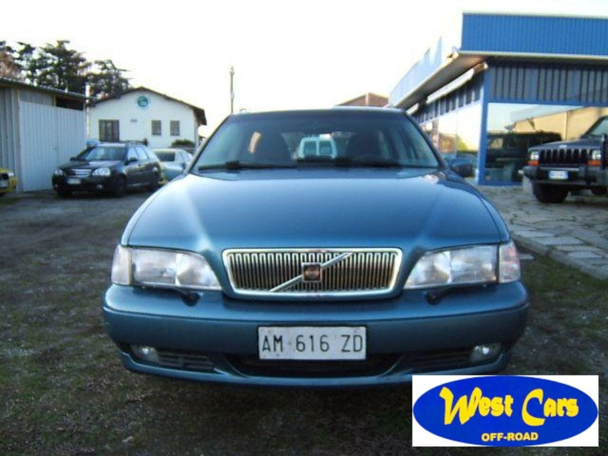 Volvo V70 2.0i turbo 20V cat T-5 AWD (3)