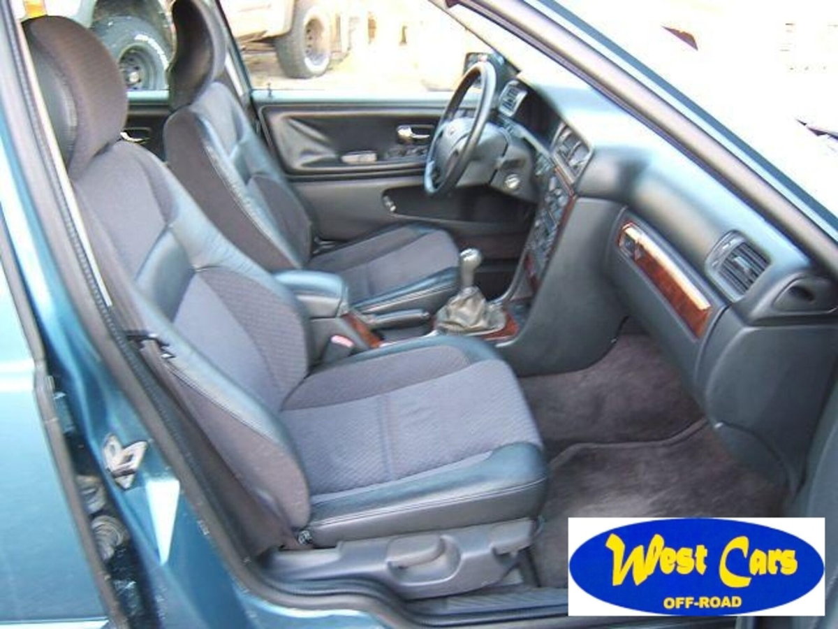Volvo V70 2.0i turbo 20V cat T-5 AWD (7)