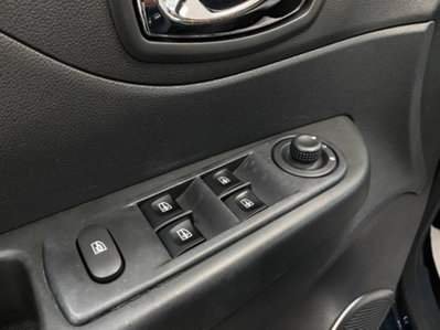 Renault Captur 1.5 dCi 8V 90 CV Start&Stop Zen (10)
