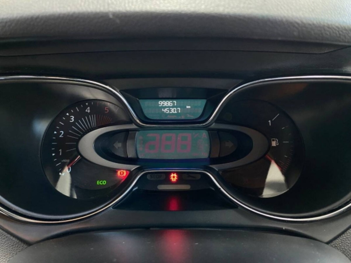 Renault Captur 1.5 dCi 8V 90 CV Start&Stop Zen (17)