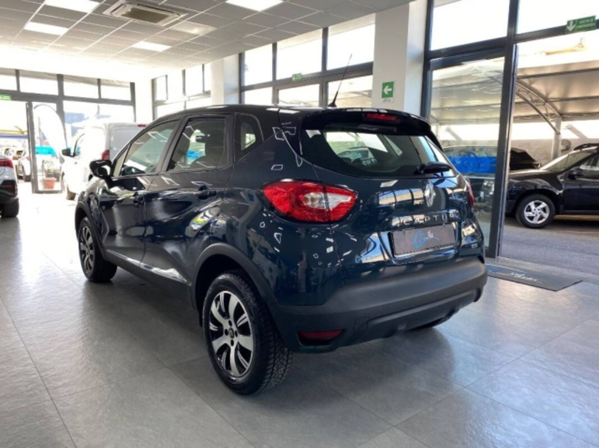 Renault Captur 1.5 dCi 8V 90 CV Start&Stop Zen (4)