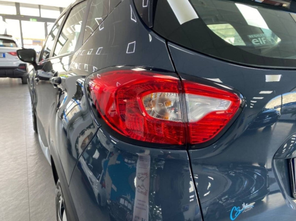 Renault Captur 1.5 dCi 8V 90 CV Start&Stop Zen (9)