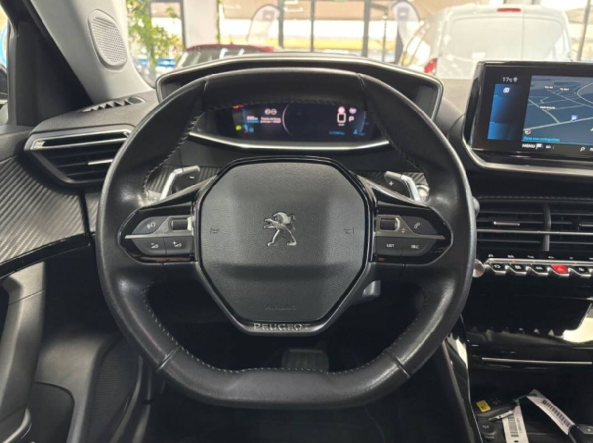 Peugeot 2008 BlueHDi 130 S&S EAT8 Allure Pack (15)