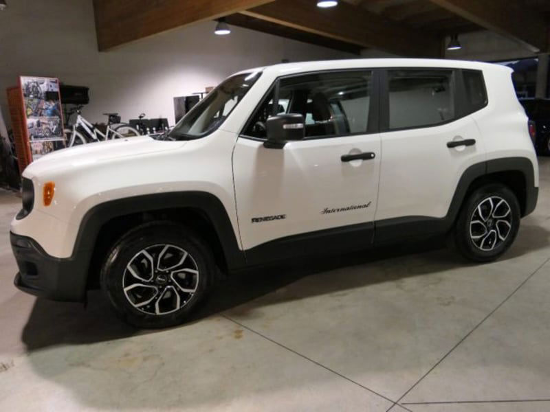 Jeep Renegade 1.6 E-TorQ EVO Sport
