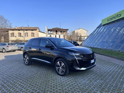 Peugeot 3008 73 kWh Allure 210cv usata