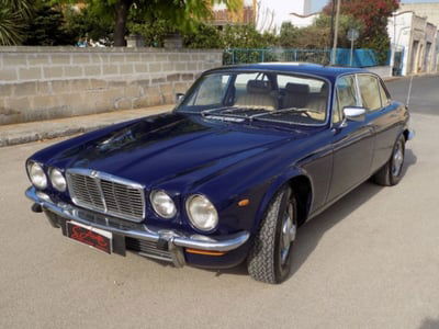 Jaguar XJ 4.2 V8 cat Executive usata