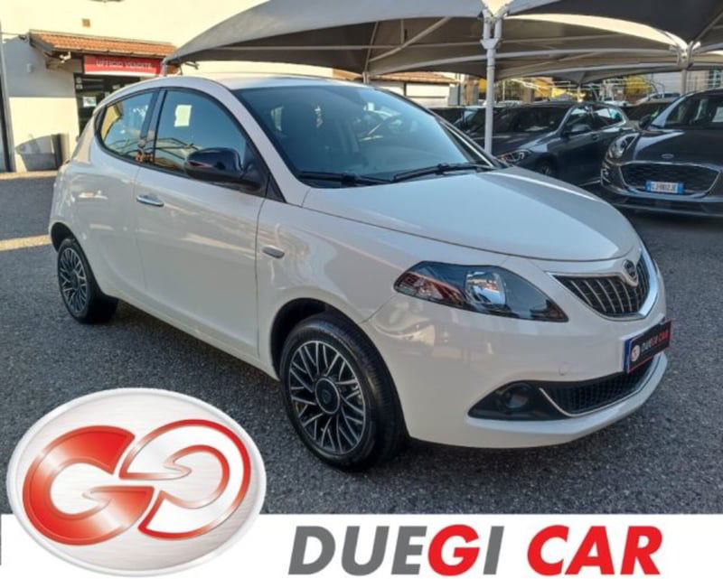 Lancia Ypsilon 1.0 FireFly 5 porte S&S Hybrid Gold Plus