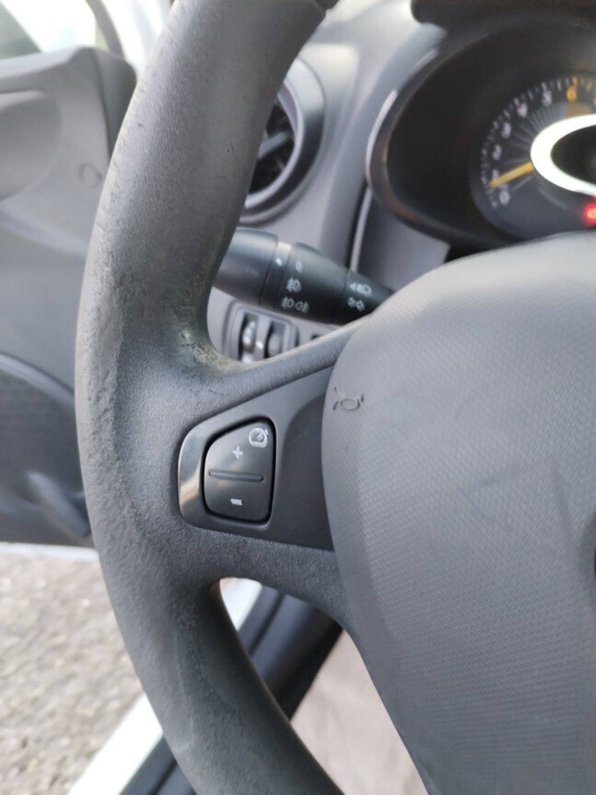 Renault Clio Sporter 1.2 75CV Wave (14)