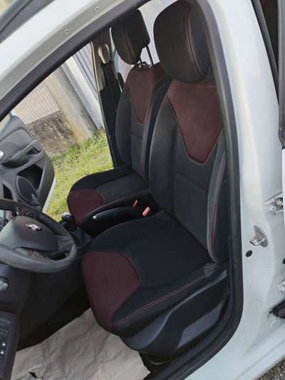 Renault Clio Sporter 1.2 75CV Wave (16)