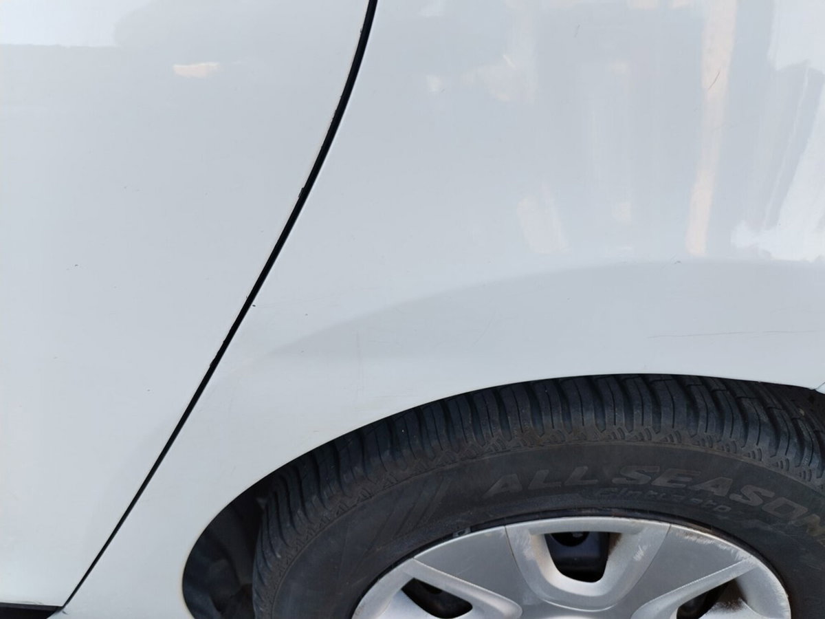 Renault Clio Sporter 1.2 75CV Wave (3)