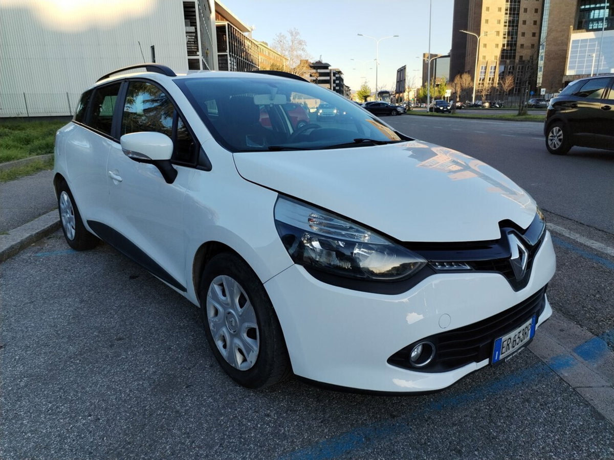 Renault Clio Sporter 1.2 75CV Wave (8)